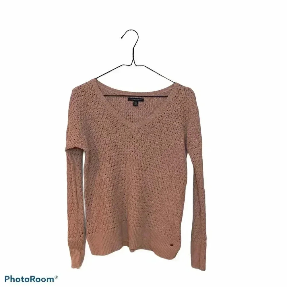 American Eagle Outfitters Knit VNeck Sweater pink Size XS